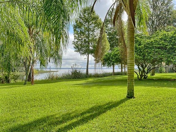 3rd image of 11907 Ocklawaha Dr