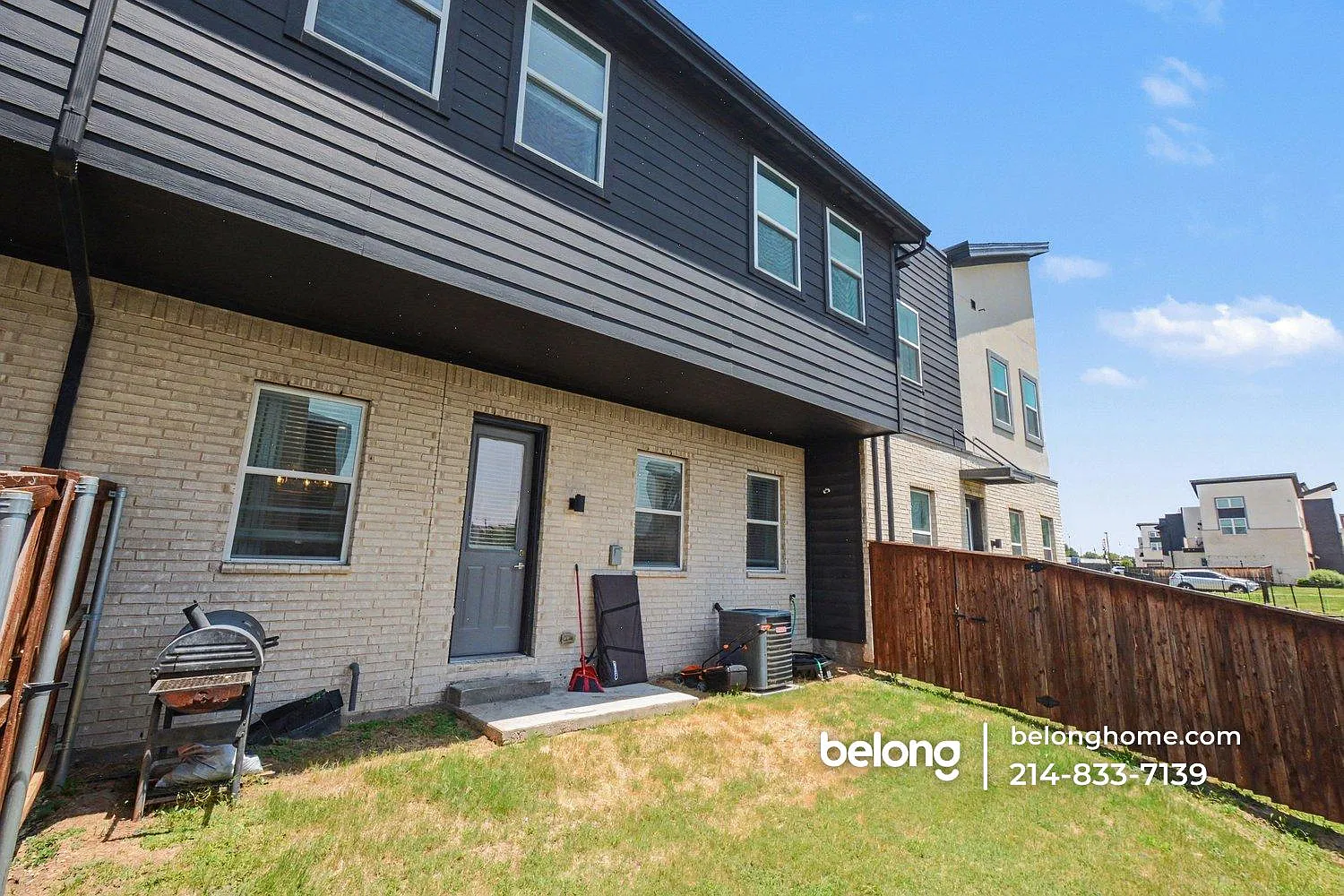 3 bed, 2.5 bath, 2200 sqft, $2,795 — Photo 3