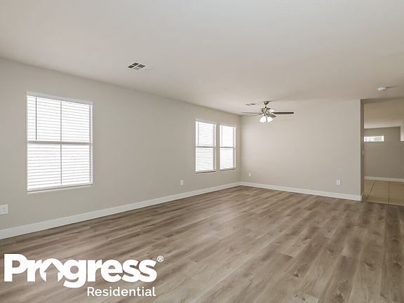 4th image of 11190 Romola St