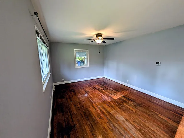 605 Oakhurst St — Photo 6
