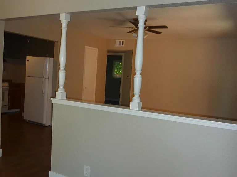 7863 Mariposa Ave — Photo 5