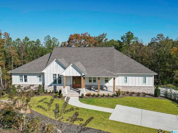 5862 Shades Run Ln, Hoover, AL 35244