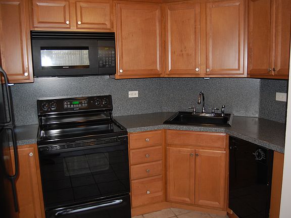 3rd image of 55 McKinley Ave #D18