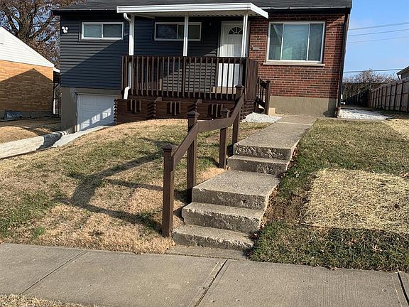 2nd image of 2158 Faywood Ave