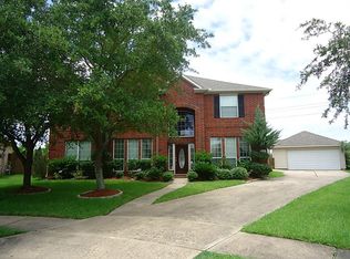 2101 Winebrook Ct, Pearland, TX 77584