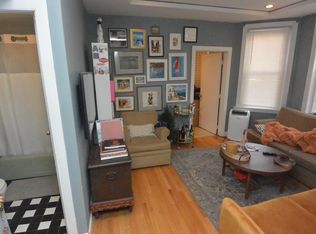 61 Thatcher St APT 1A, Brookline, MA 02446
