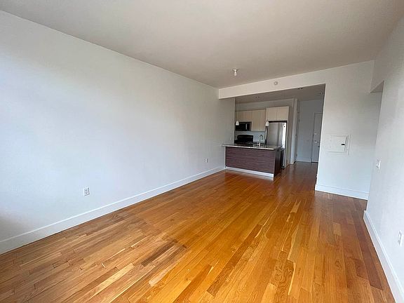 5th image of 836 Bergen St #D5