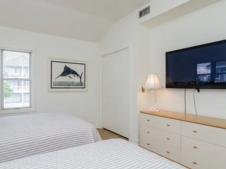 6 S Ridge Ln — Photo 32