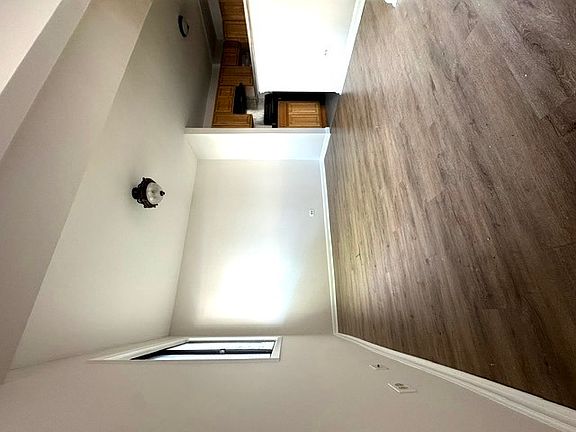5th image of 2000 Bayside Dr Unit 110