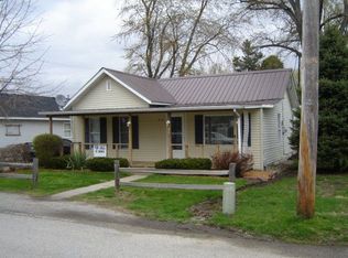 815 N Lincoln St, Monon, IN 47959