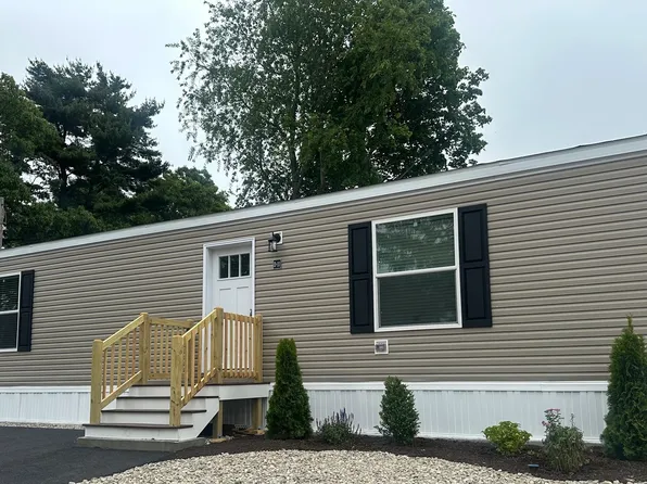 1346 Newport Ave #D-11, Attleboro, MA 02703