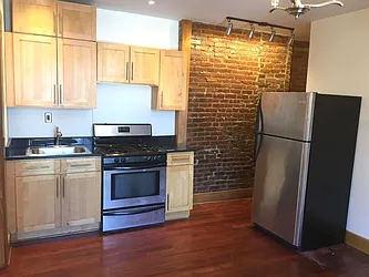 Rented by Empire Deeds LLC 