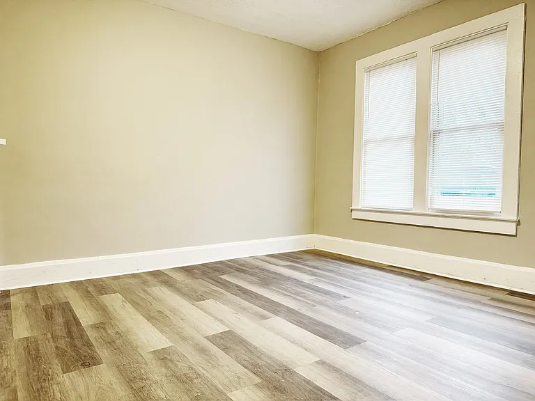 133 Rankin Ave — Photo 3