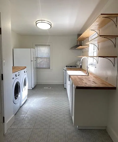 Kitchen and laundry