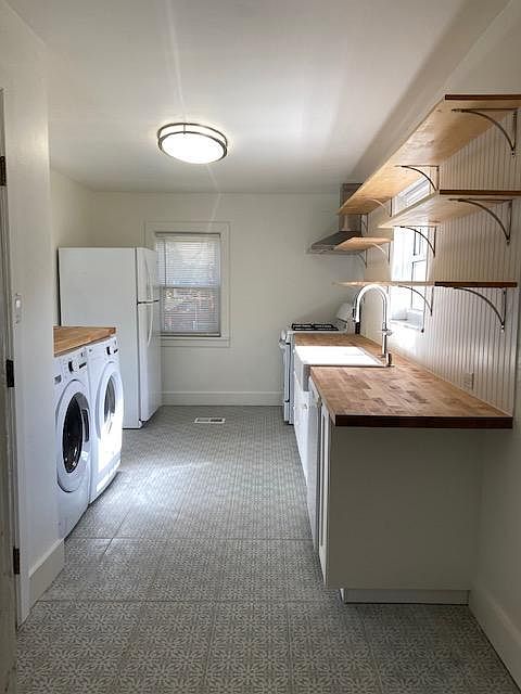 Kitchen and laundry