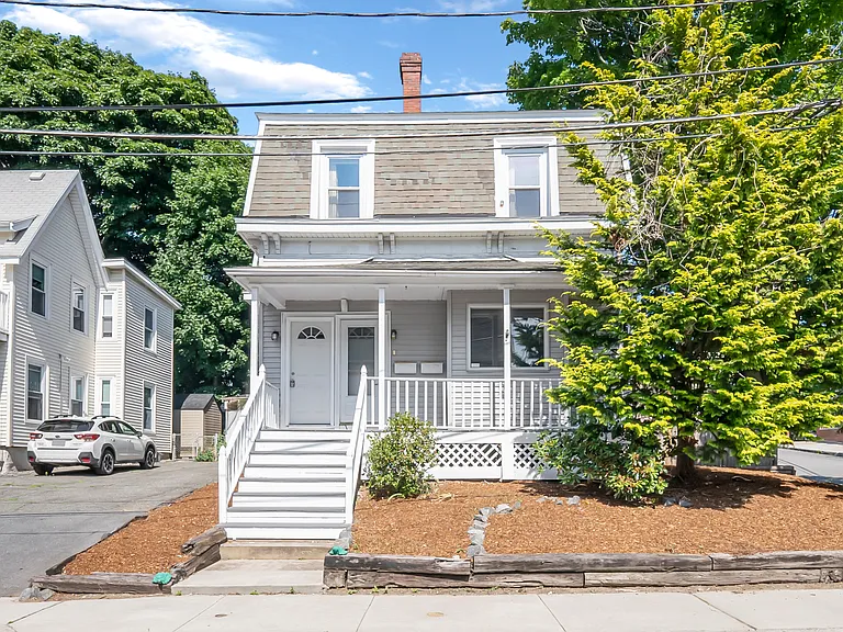 52 Barrett St #1 — Photo 20