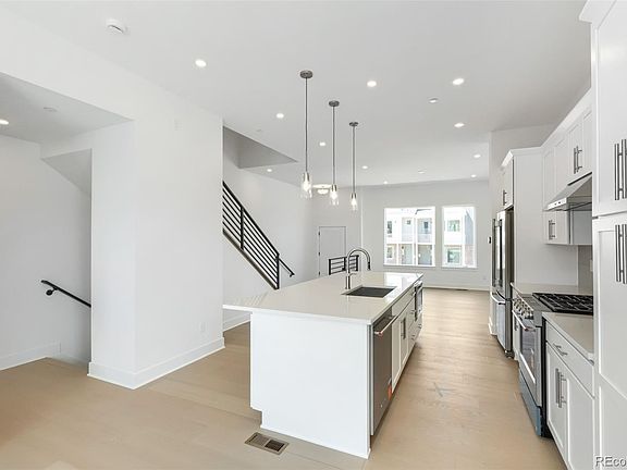 5th image of 701 Skyhook Street