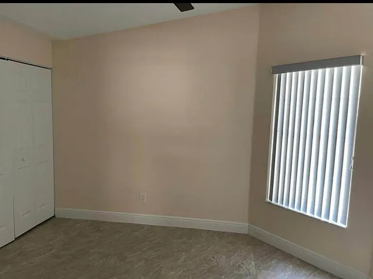 6544 Gentle Ben Cir — Photo 5