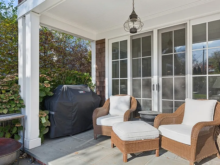 86 Hampton St — Photo 37