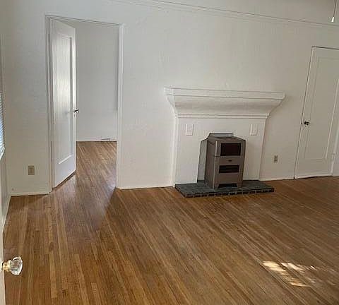 2nd image of 772 Poli St APT E