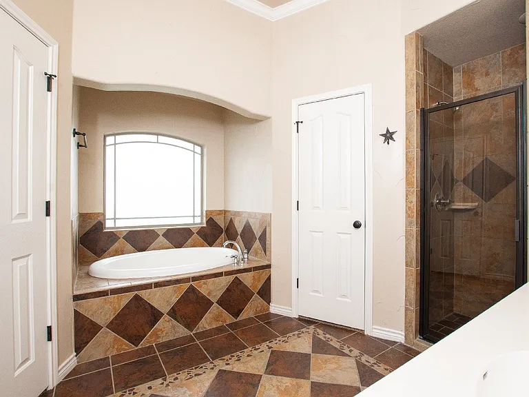 4602 Lauren Mackenzie Dr — Photo 22