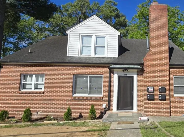 2912 Woodleigh St, Winston Salem, NC 27127