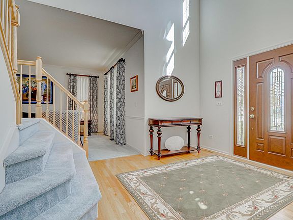 3rd image of 411 Claridge Ct