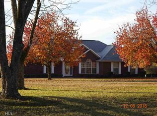 656 Benjamin Rd, Claxton, GA 30417