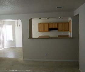 2nd image of 2814 Balfour Post