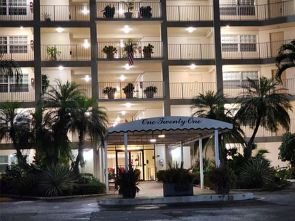 5th image of 800 Cypress Grove Drive #503