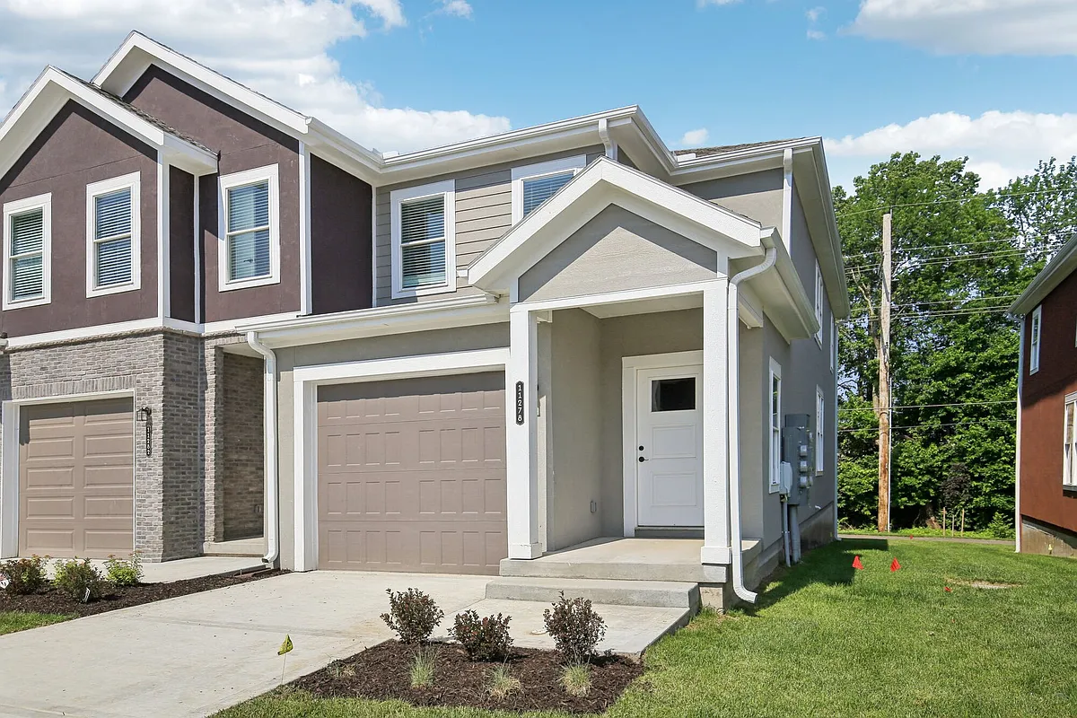 Building Photo - Greenwood Townhomes