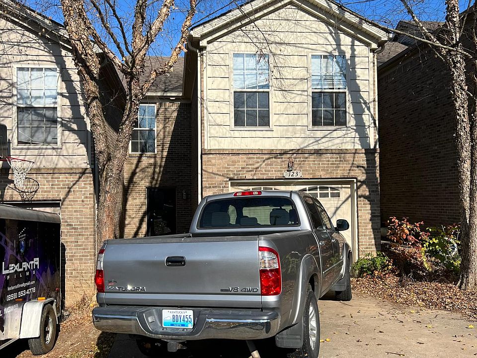 1st image of 123 Florence Ct