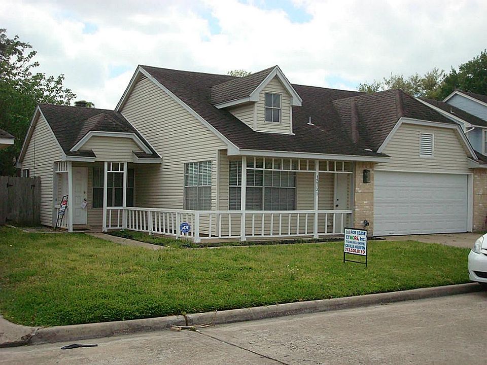 1st image of 12731 Ashford Brook Dr
