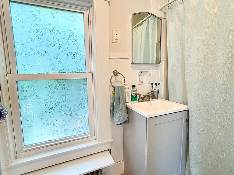 32B Atkinson St — Photo 18