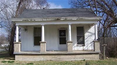 2nd image of 1533 W Lee St