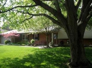 1130 Heathshire Dr, Dayton, OH 45459