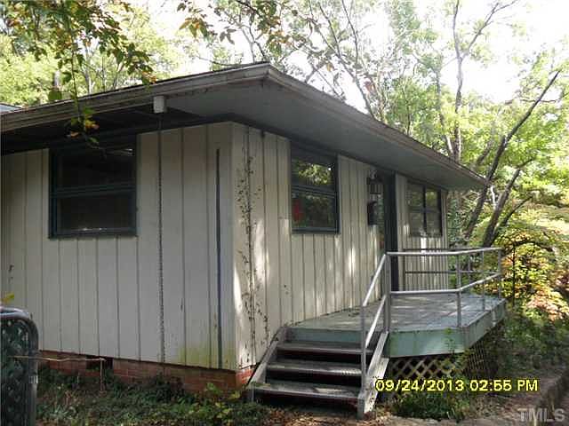 1st image of 17 Davie Cir