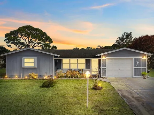 1106 Landsdowne Dr, Sebastian, FL 32958