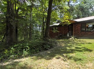 611 N Cove Rd, Rockville, IN 47872