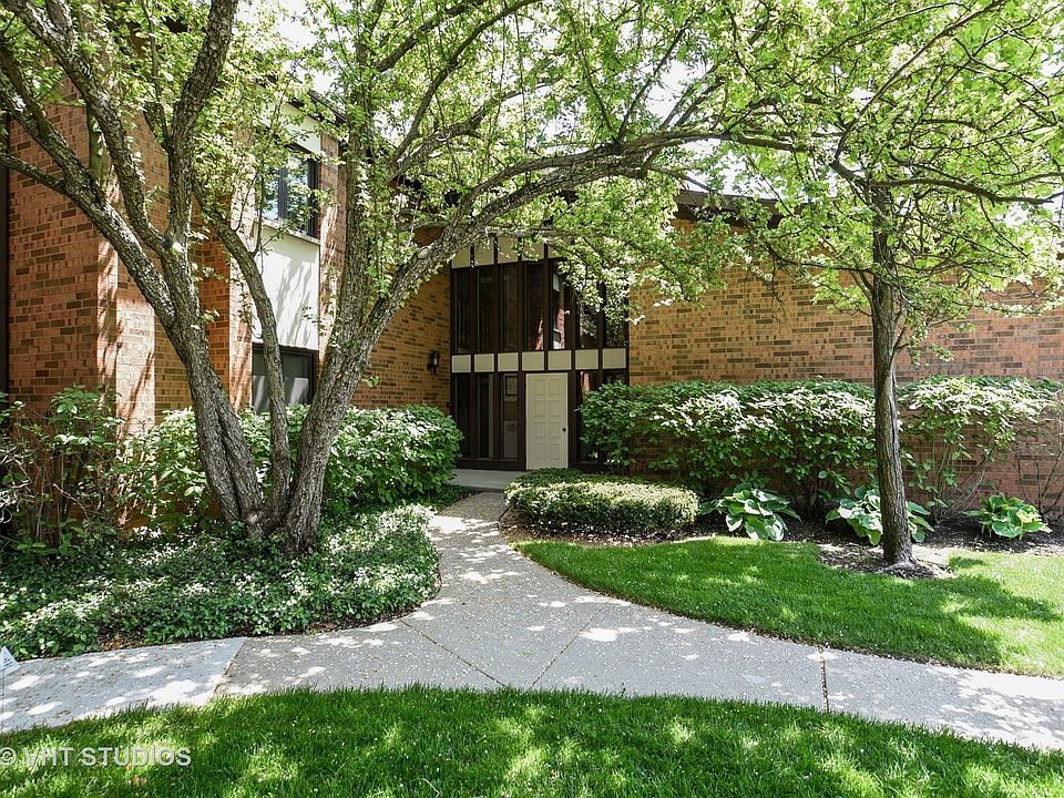 1st image of 1045 Deerfield Pl #1045