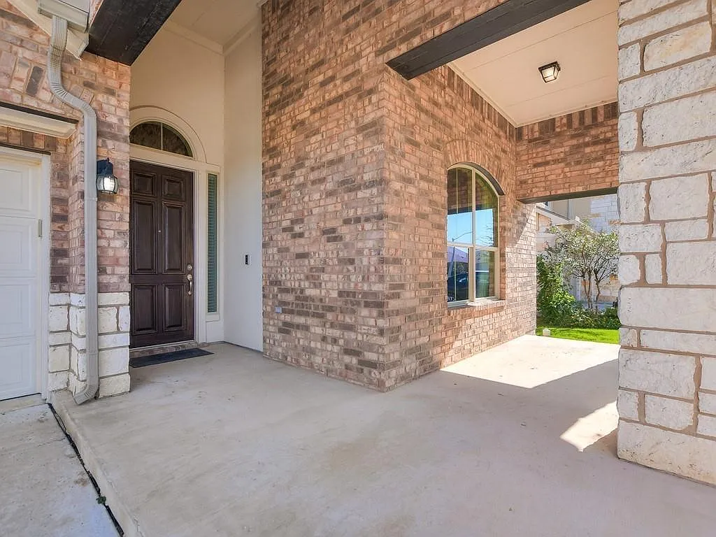 Building Photo - 16208 Cantania Cv