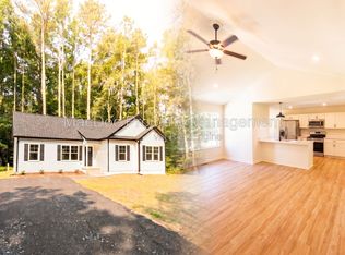 387 Forest Grove Rd, Colonial Beach, VA 22443