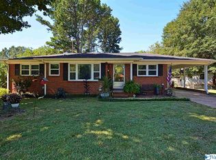 1309 Brookmeade St NW, Huntsville, AL 35816