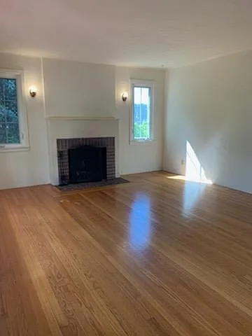 1747 Scott St — Photo 4