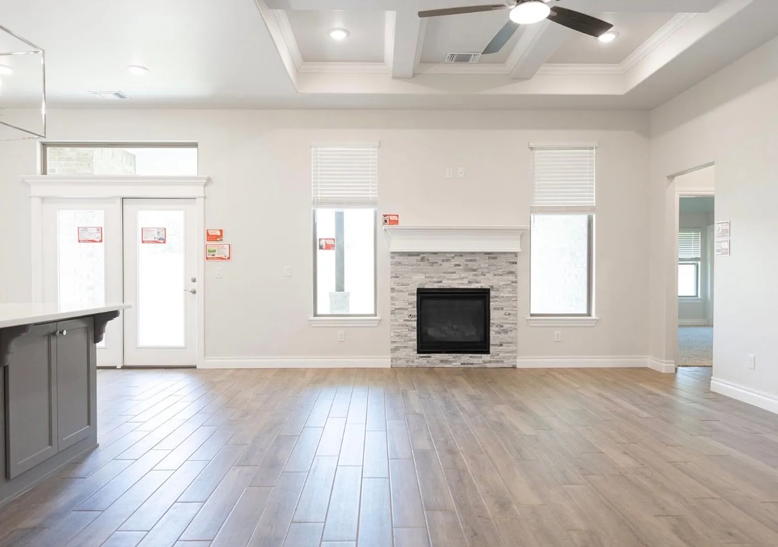 4 Bedroom 2.5 Bathroom 3 Car Garage Home in Edmond School District — Photo 3