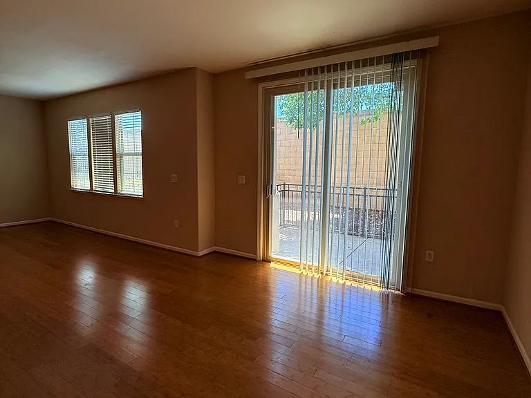 5301 E Commerce Way #11103 — Photo 13