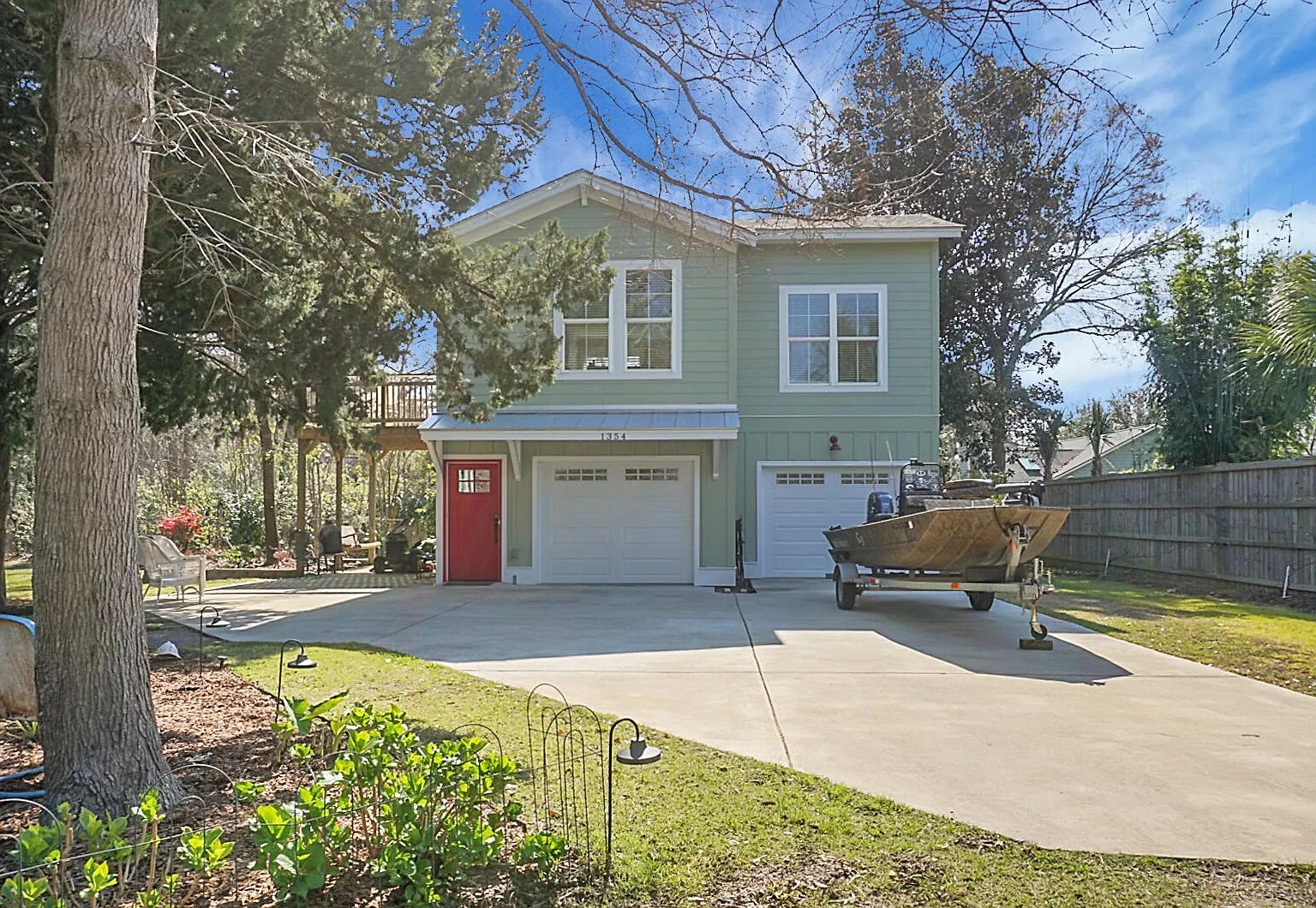 1 bed, 1.0 bath, 700 sqft, $3,000 — Photo 3