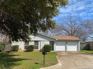 5511 Lansingford Trl, Arlington, TX 76017