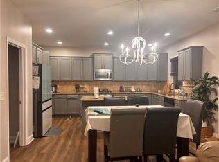 1440A Waverly Glen Dr, Alpharetta, GA 30004