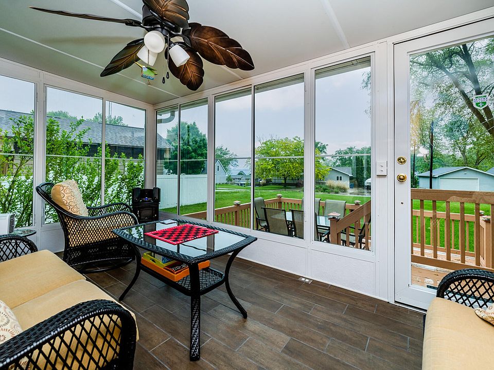 5013 Paw Paw Lake Rd, Coloma, MI 49038 Zillow